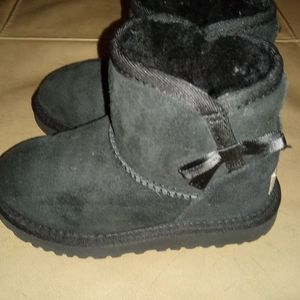 Girls toddler UGG boot
